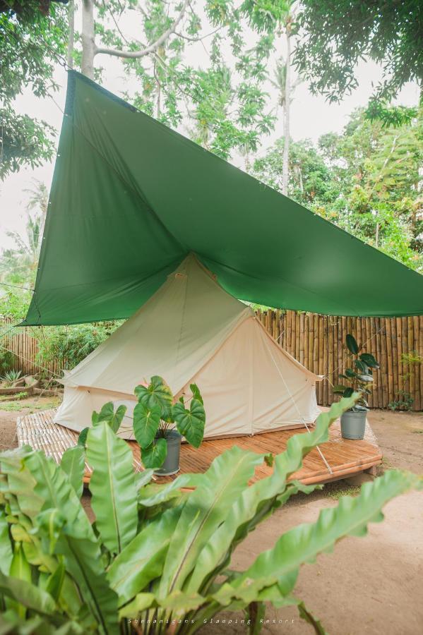 Shenanigans Glamping Resort Zamboanguita  Exteriör bild