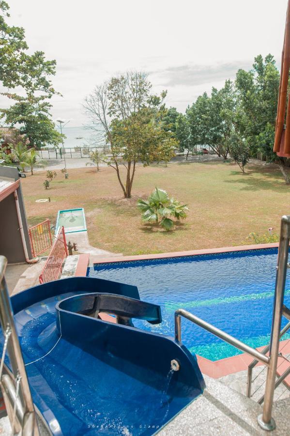 Shenanigans Glamping Resort Zamboanguita  Exteriör bild